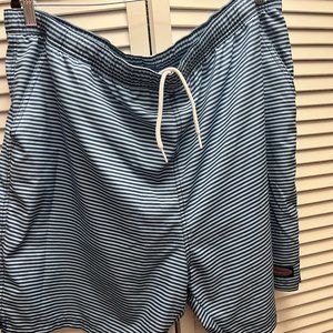 Men's 2XL Vineyard Vines Swim Trunk